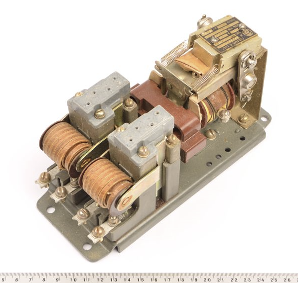 КМ2221-7 М4 25A 127VAC 2P DC контактор