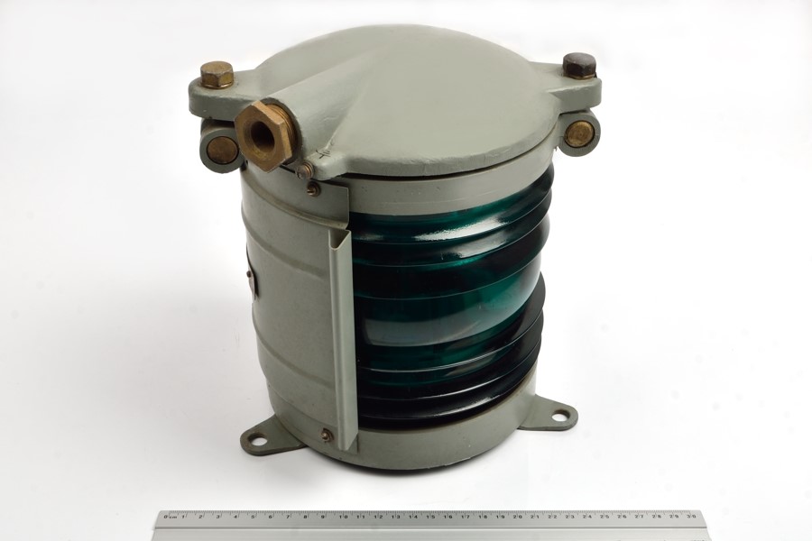 559МВ-1/II фонарь сигнально-отличительный топовый зеленый 559МВ-1/II фонарь сигнально-отличительный топовый зеленый