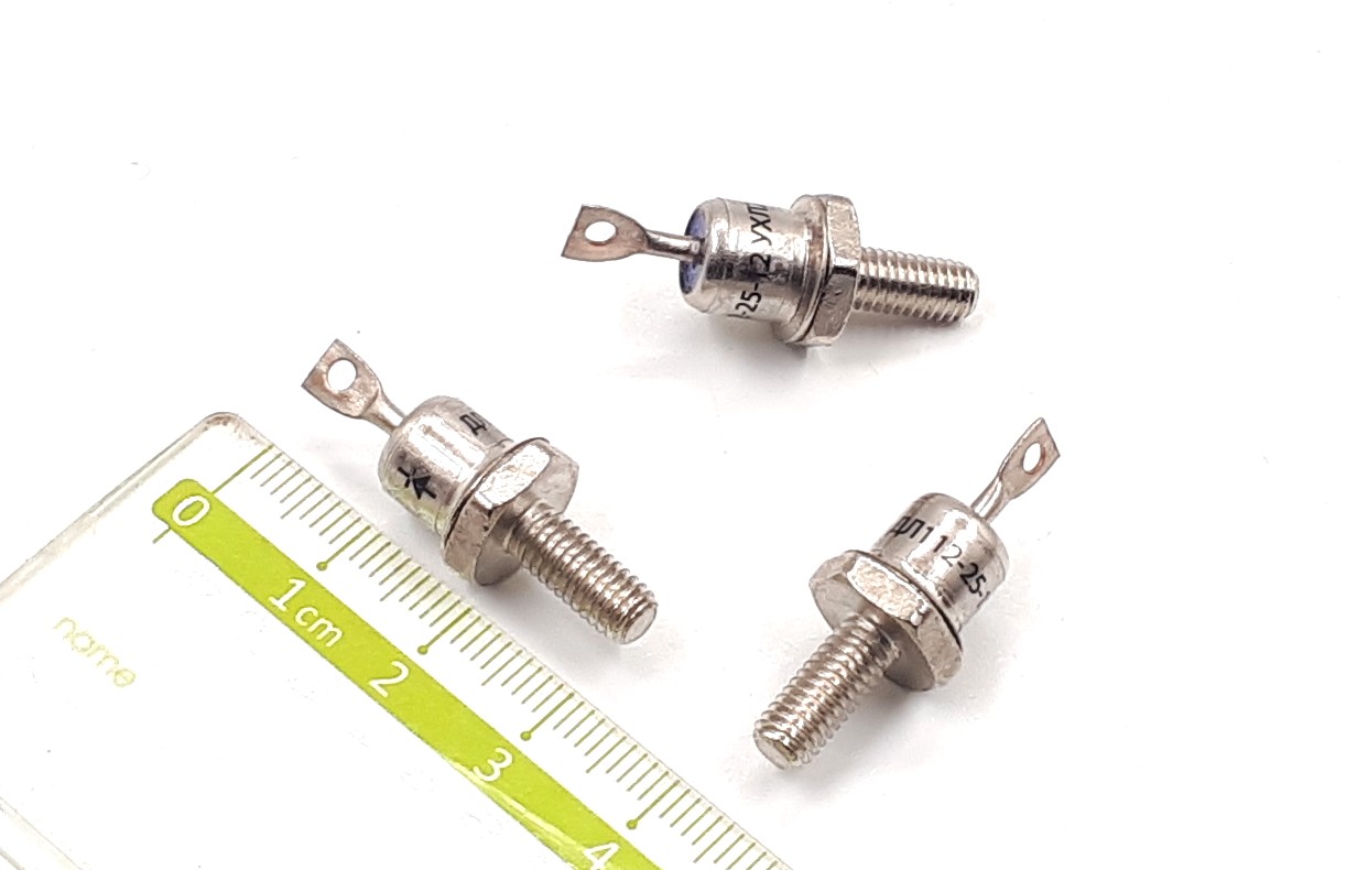 ДЛ112-25-12 диод