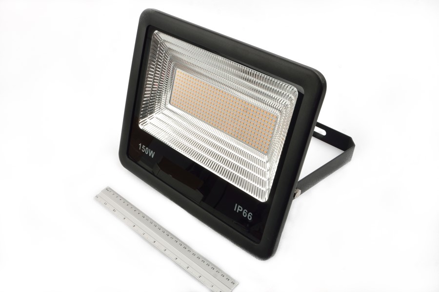 SFD-150C 150W 85-265VAC IP66 АМЭО прожектор светодиодный