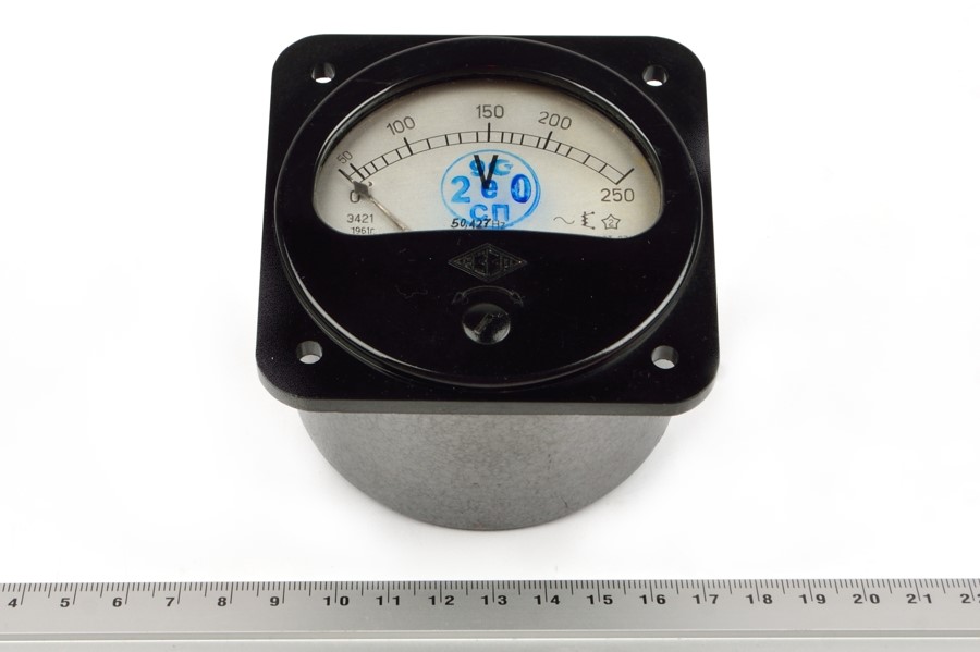 Э421 0-250V вольтметр 