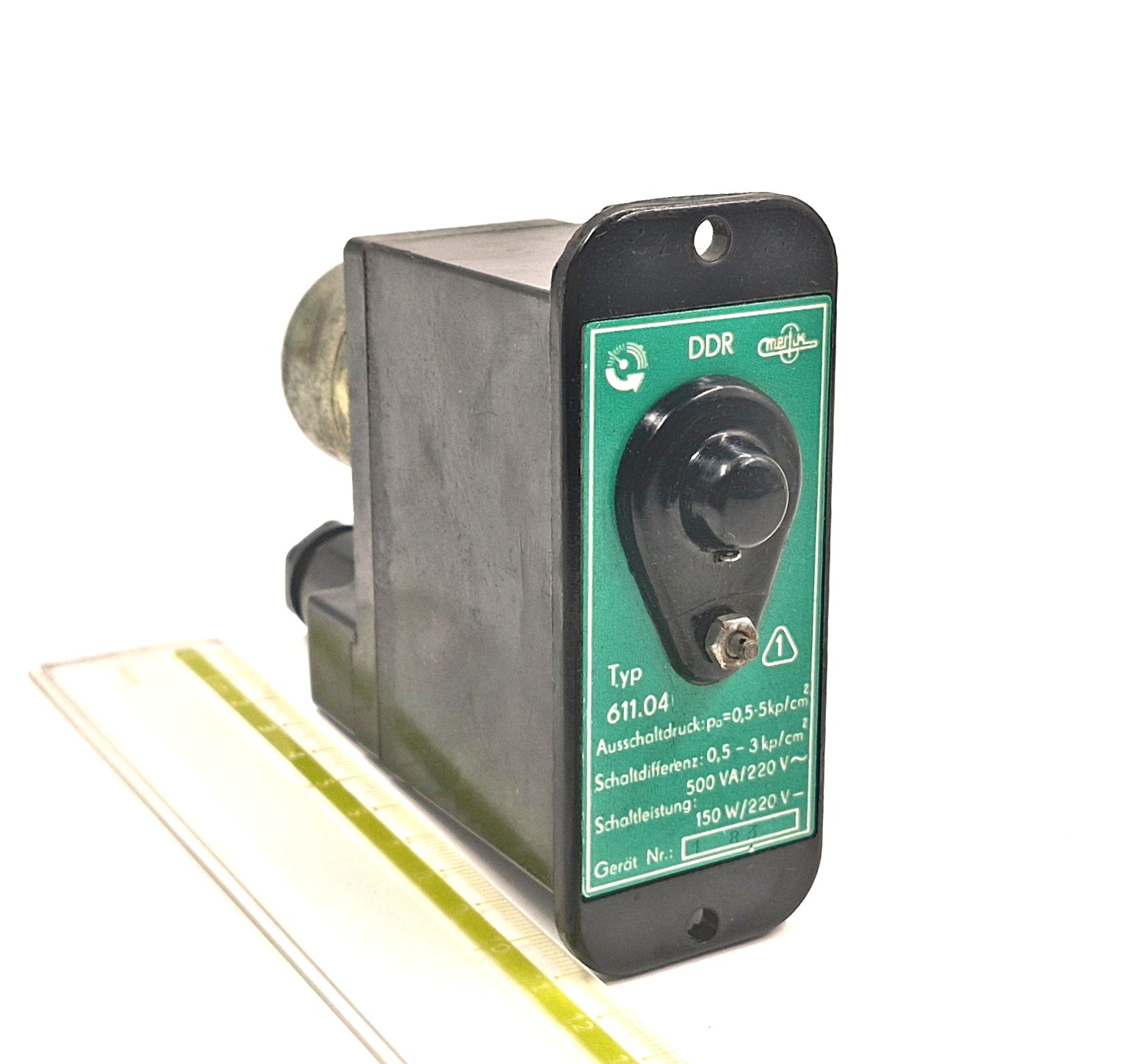 611.04 -0,5-5kp/см2 diff0,5-3kp/см2 G1/4R Mertik датчик реле давления