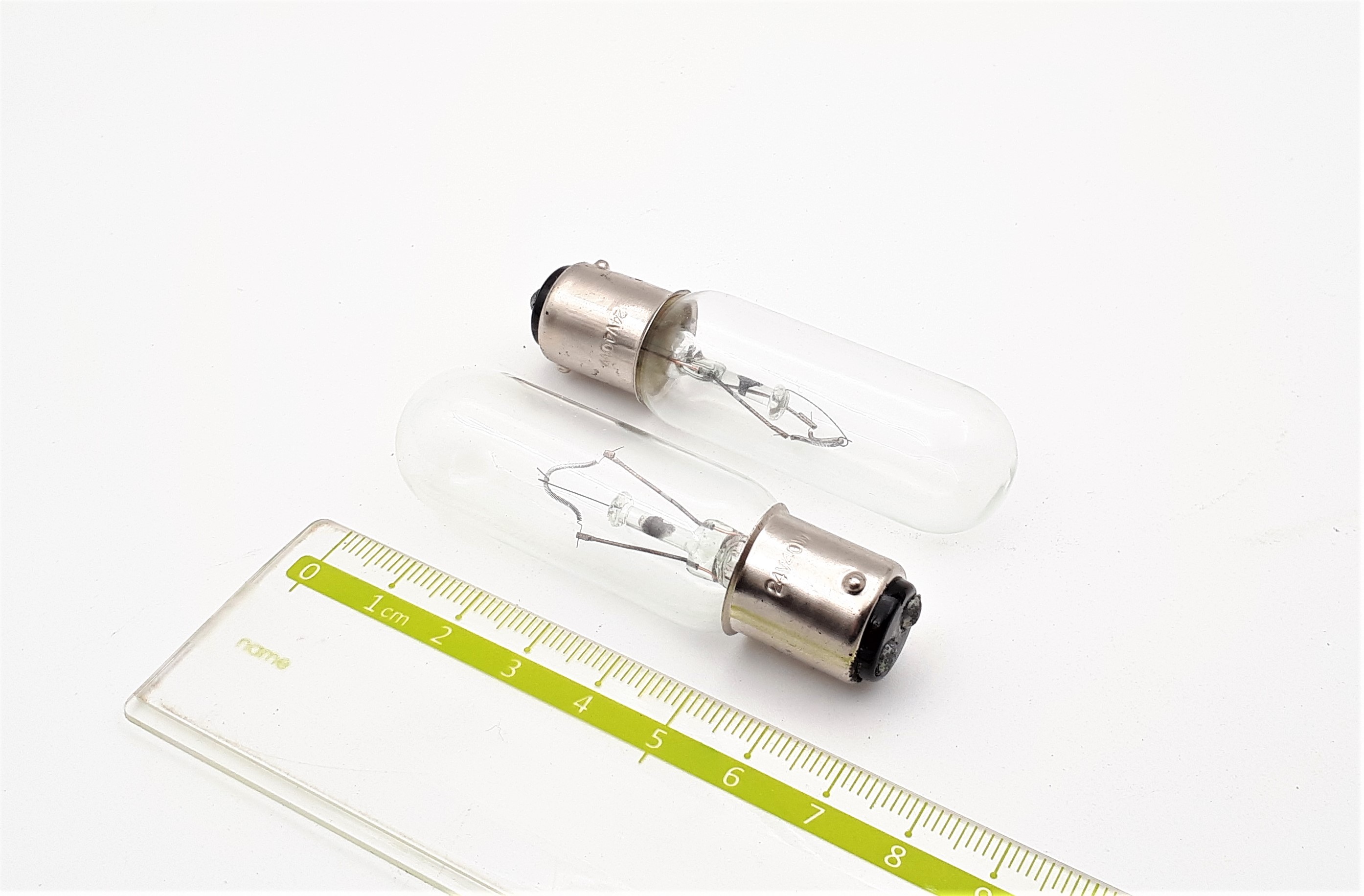 BA15d 40W 24V T25x67 лампа накаливания малогабаритная