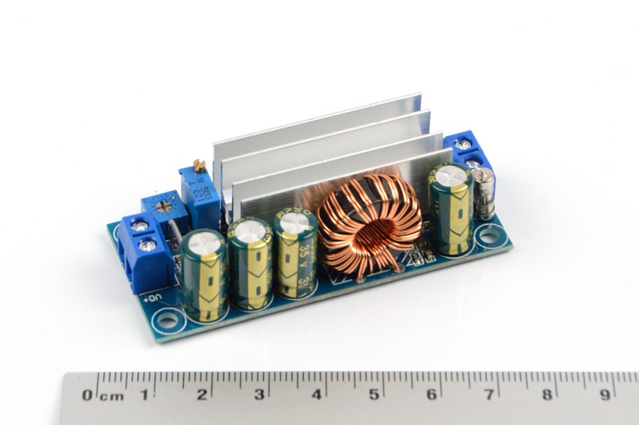 AT35 DC-DC down/up (buck/boost) 5-30v/0,5-30v 3A 35Wt 20mV - преобразователь напряжения