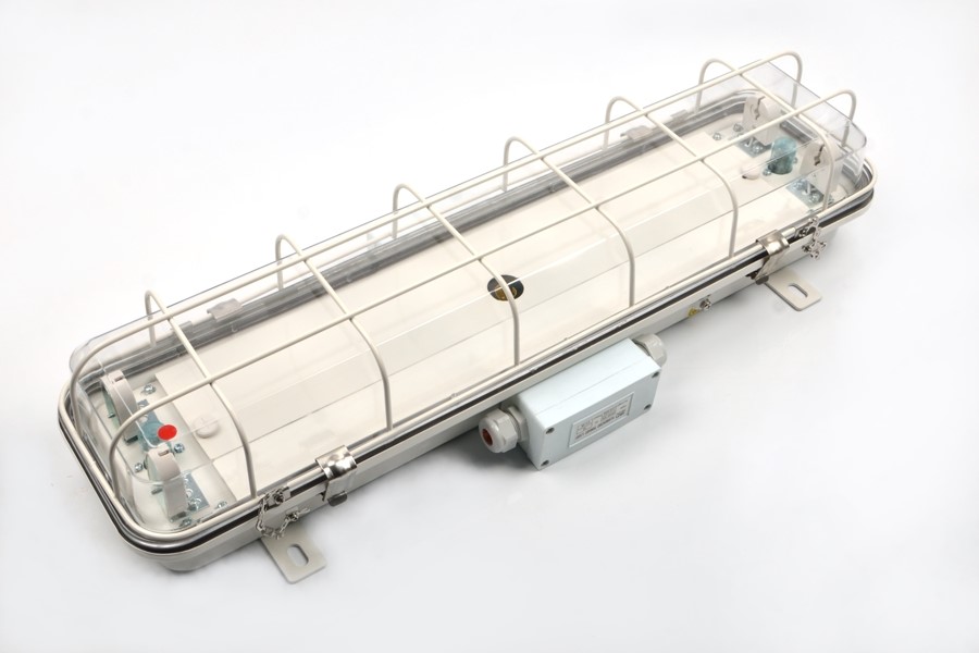 FPC23-2GE 2х18W 110VAC G13 IP56 (решетка) АМЭО светильник люминесцентный аварийный