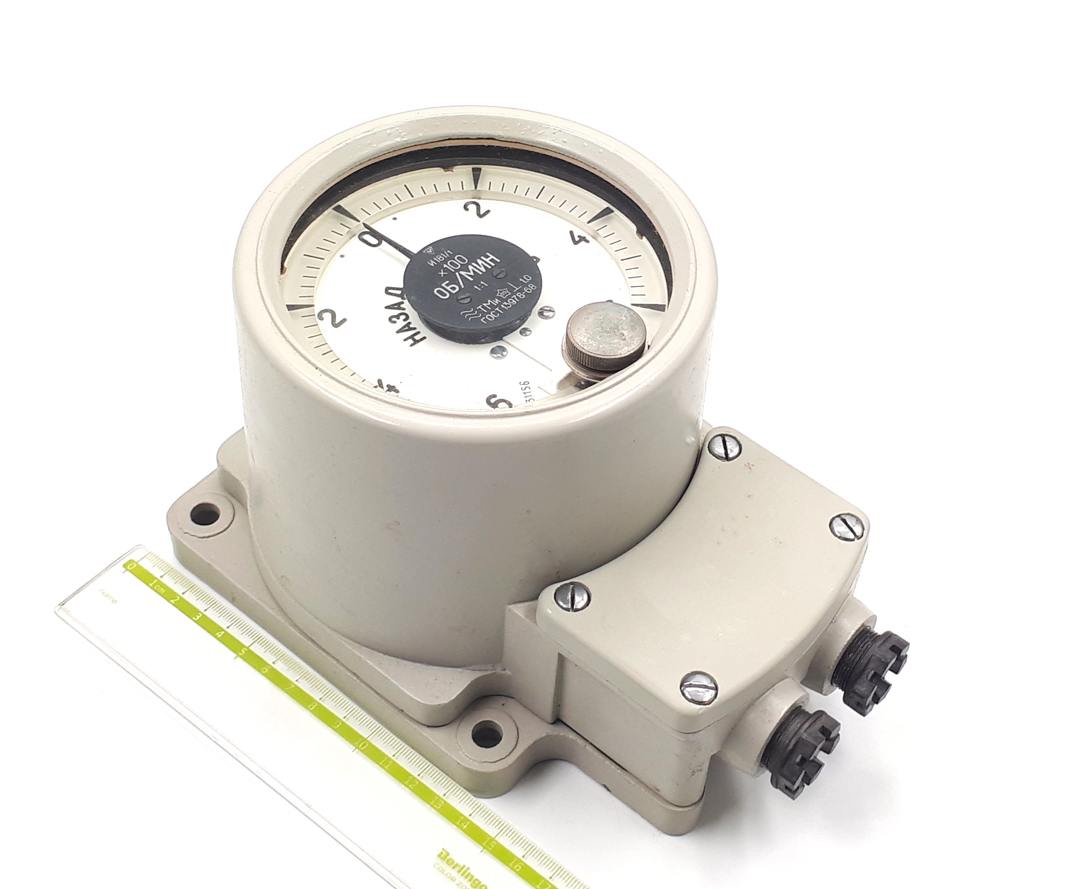 И181/1 600-0-600rpm указатель тахометра