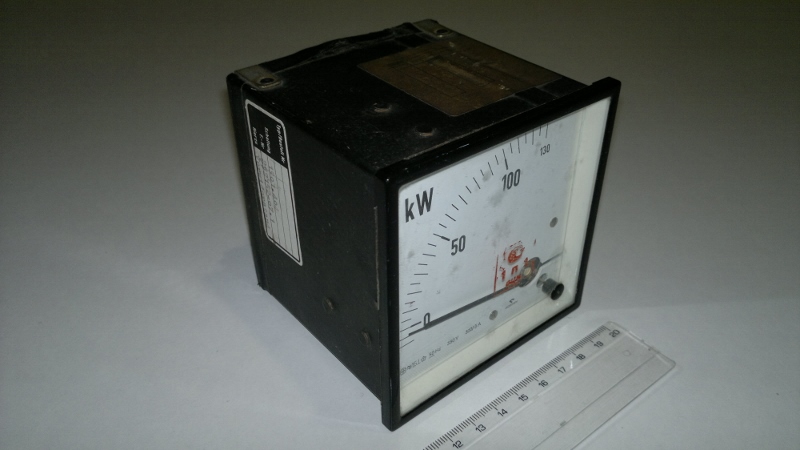1901.404 0-130kW 380V 300/5A 50Hz 3P Gossen ваттметр