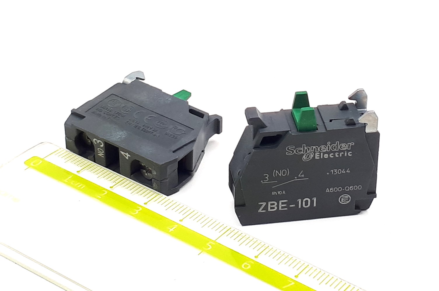 ZBE101 NO (зеленый) контакт дополнительный (для кнопок XB5AP)