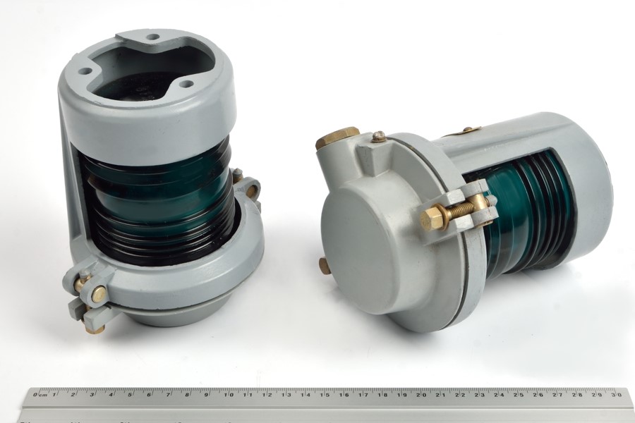 372ЛВ-1 фонарь сигнально-отличительный топовый 372ЛВ-1 фонарь сигнально-отличительный топовый