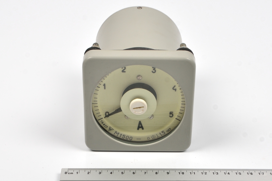 М1500 0-5A   амперметр 