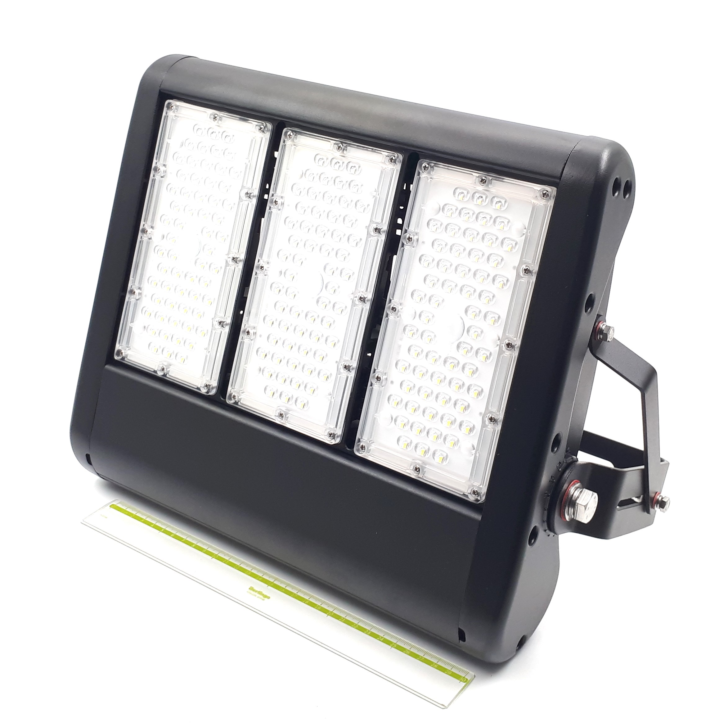 SFD-150 150W 100-277VAC IP67 85х135° АМЭО прожектор светодиодный судовой