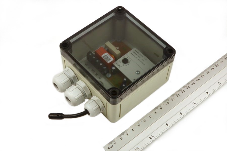 TEV-2 230VAC IP65 термостат одноуровневый