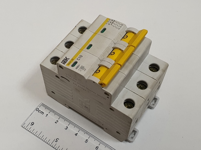 ВА47-29 10A C 3P 4,5kA выключатель автоматический