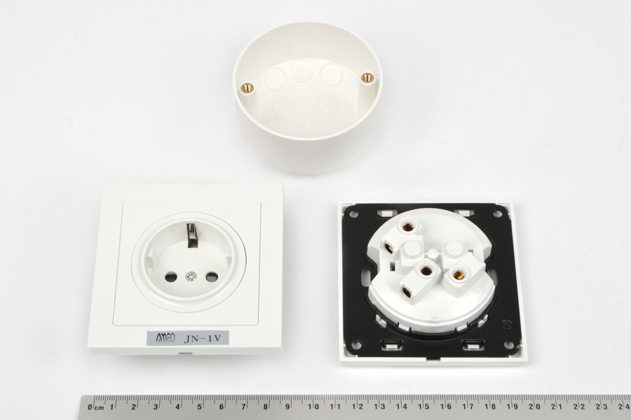 JN-1V 2P+E 16A 250V IP20 АМЭО розетка каютная встраиваемая