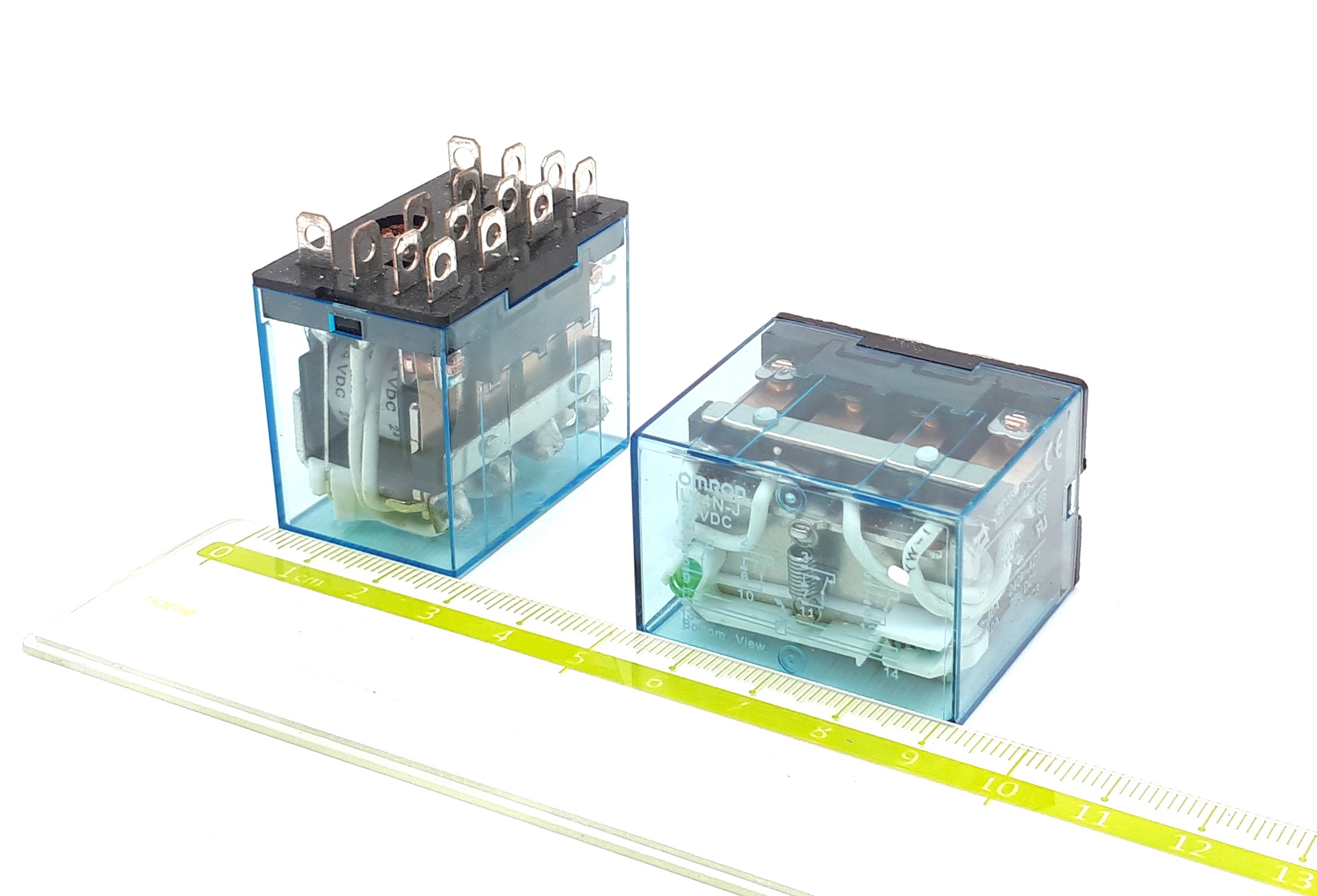 LY4N-J 24VDC 10A 4NO+4NC реле промежуточное