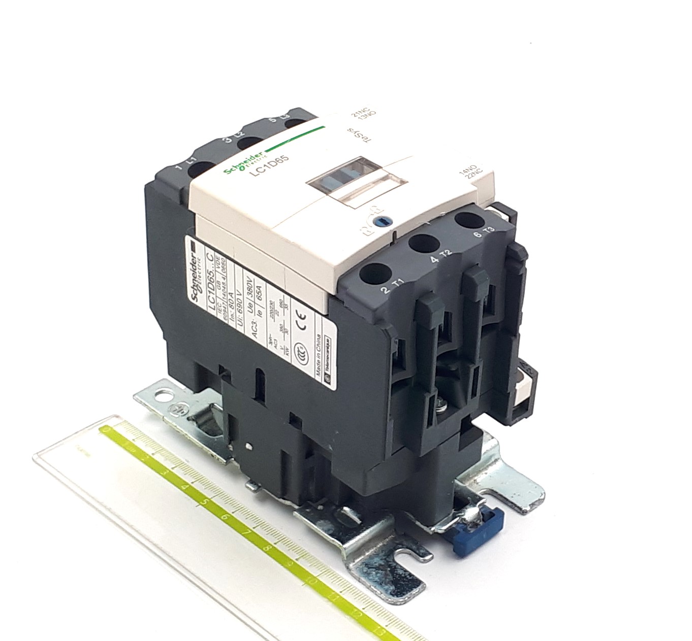 LC1-D65M7C 80A 220-240VAC 30kW 400V 3P 1NO+1NC Schneider Electric контактор