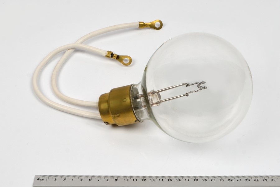2Ц39-2 1000W 24V ПЖ 24-1000 лампа накаливания прожекторная
