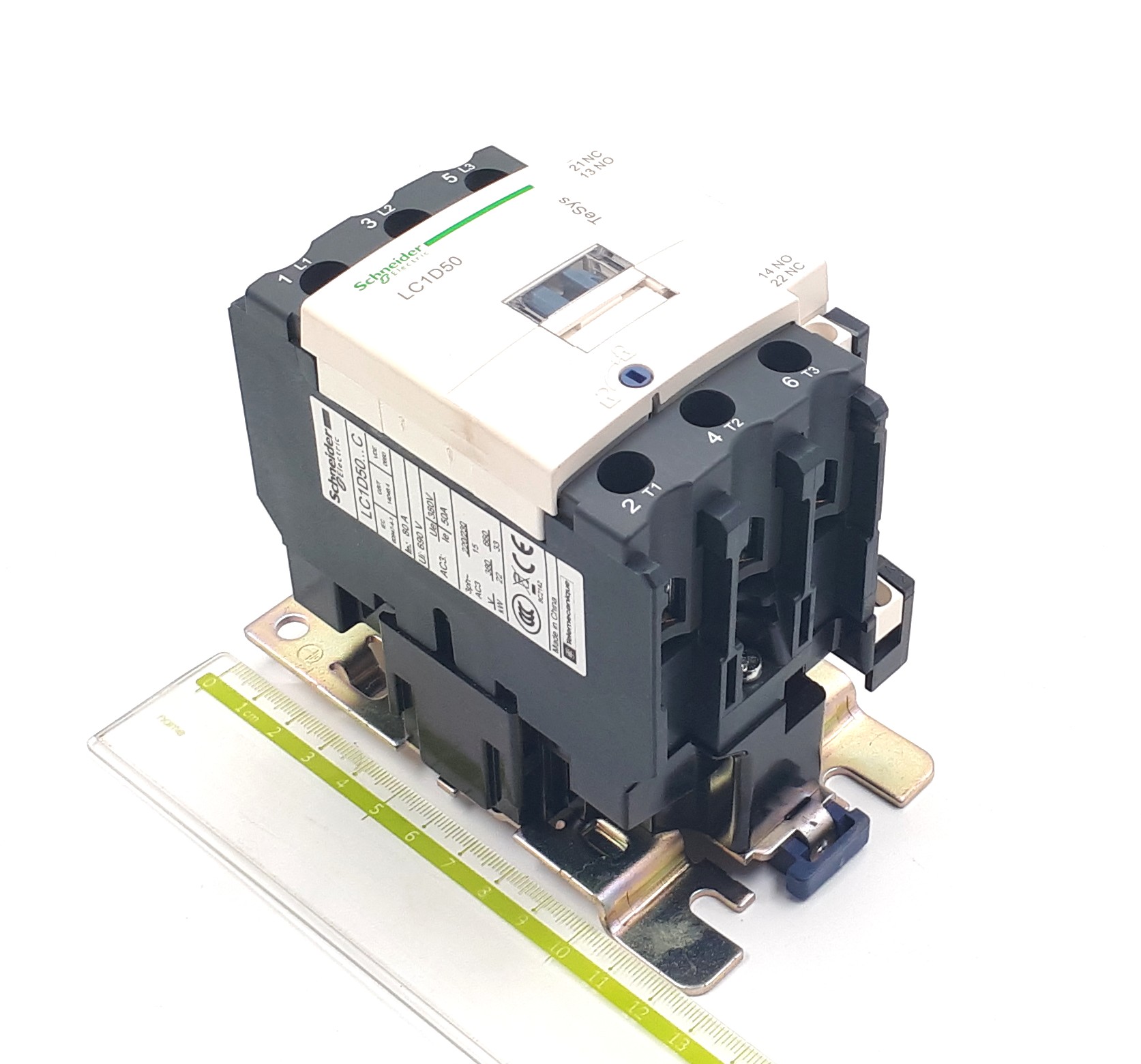 LC1-D50M7C 80A 220-240VAC 22kW 400V 3P 1NO+1NC Telemecanique контактор