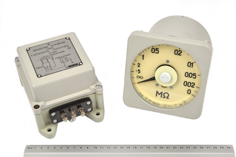 М1603 Р1823 0-5Мom 220V мегаомметр с добавочным устройством