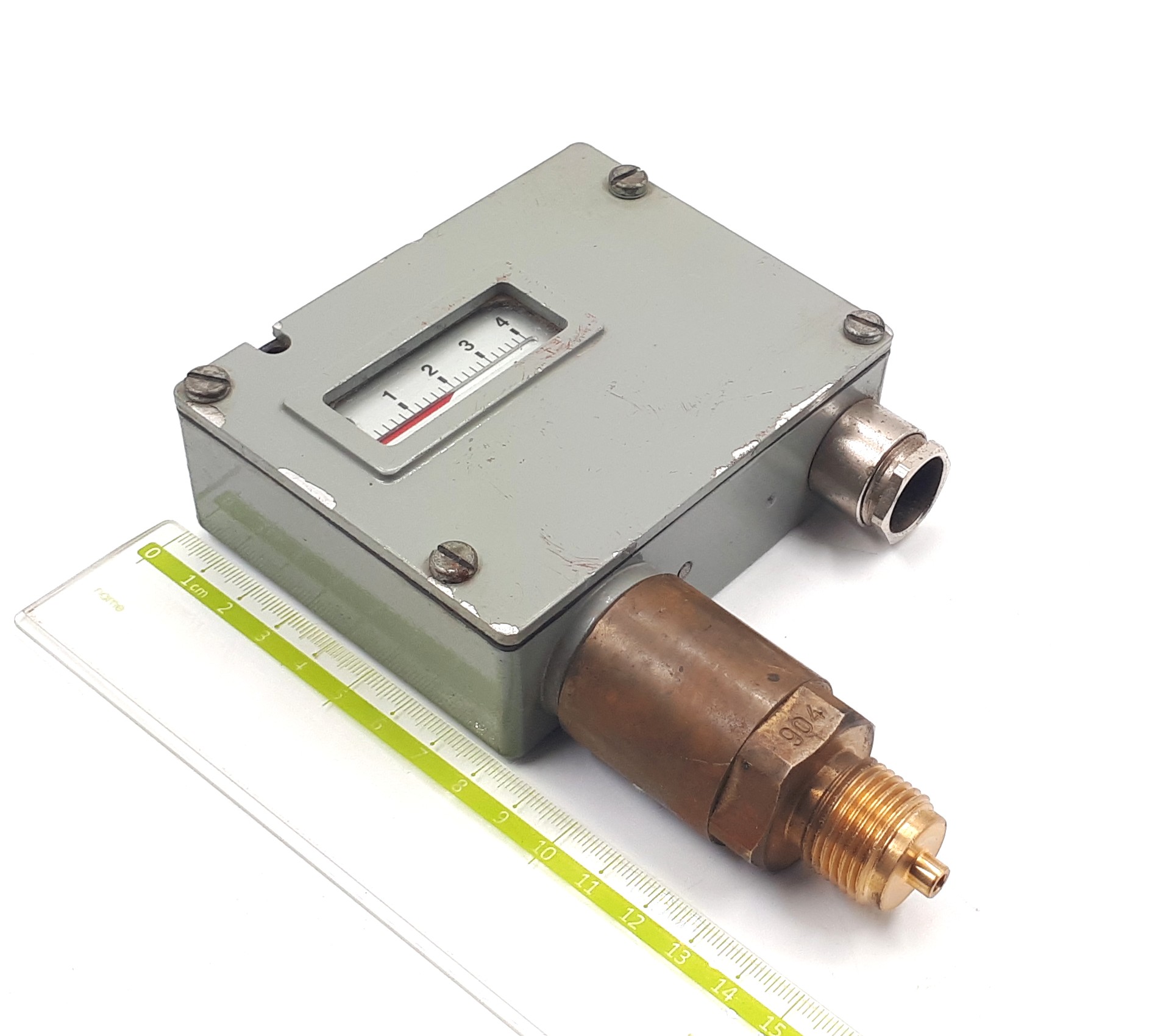 900.2676.904 0-4bar G1/2R Trafag датчик реле давления