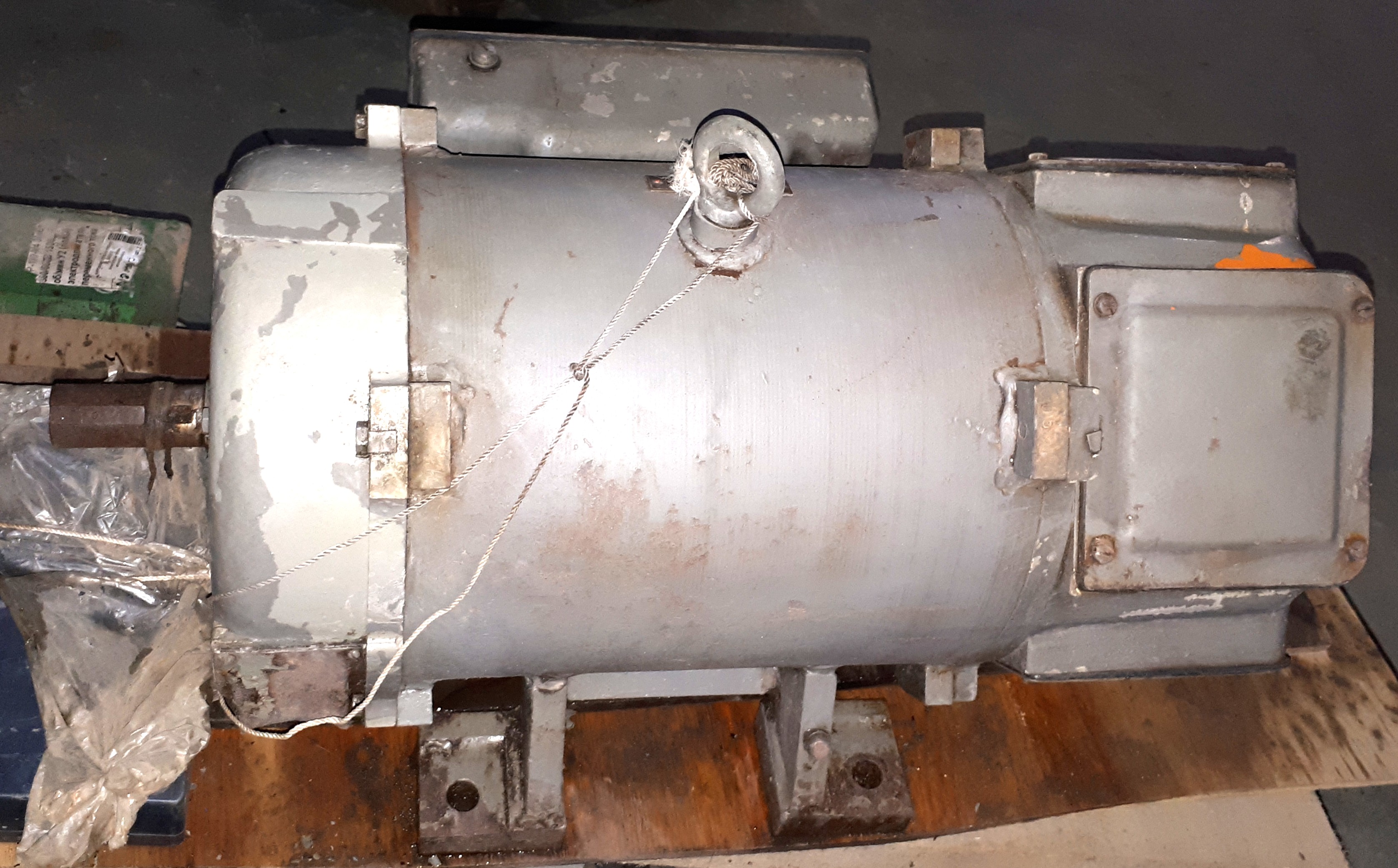 ЭМУ-100 8,5kW 3000rpm 230V 37А электромашинный усилитель