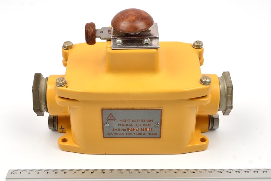 РТ-1 647-03.001 24VDC дл.т.100А/кр.т.1500А разъединитель тока РТ-1 647-03.001 24VDC дл.т.100А/кр.т.1500А разъединитель тока