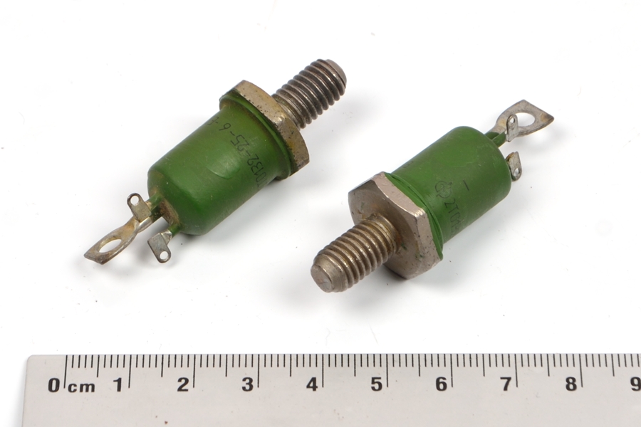 2ТО132-25-6-Е3Т2В2.14 тиристор  2ТО132-25-6-Е3Т2В2.14 тиристор