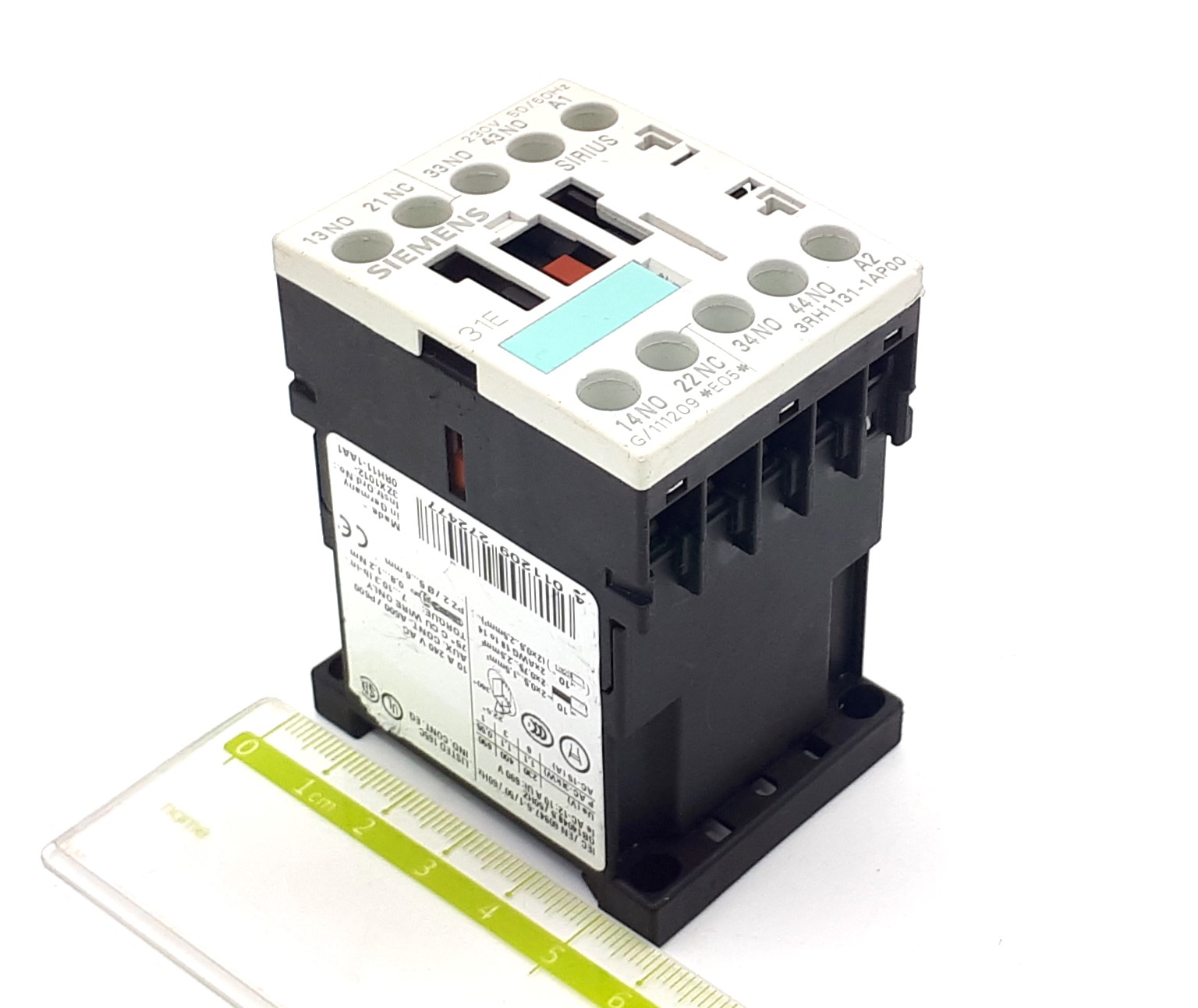 3RH1131-1AP00 10A 230VAC 3kW 660V 2NO+2NC Siemens контактор