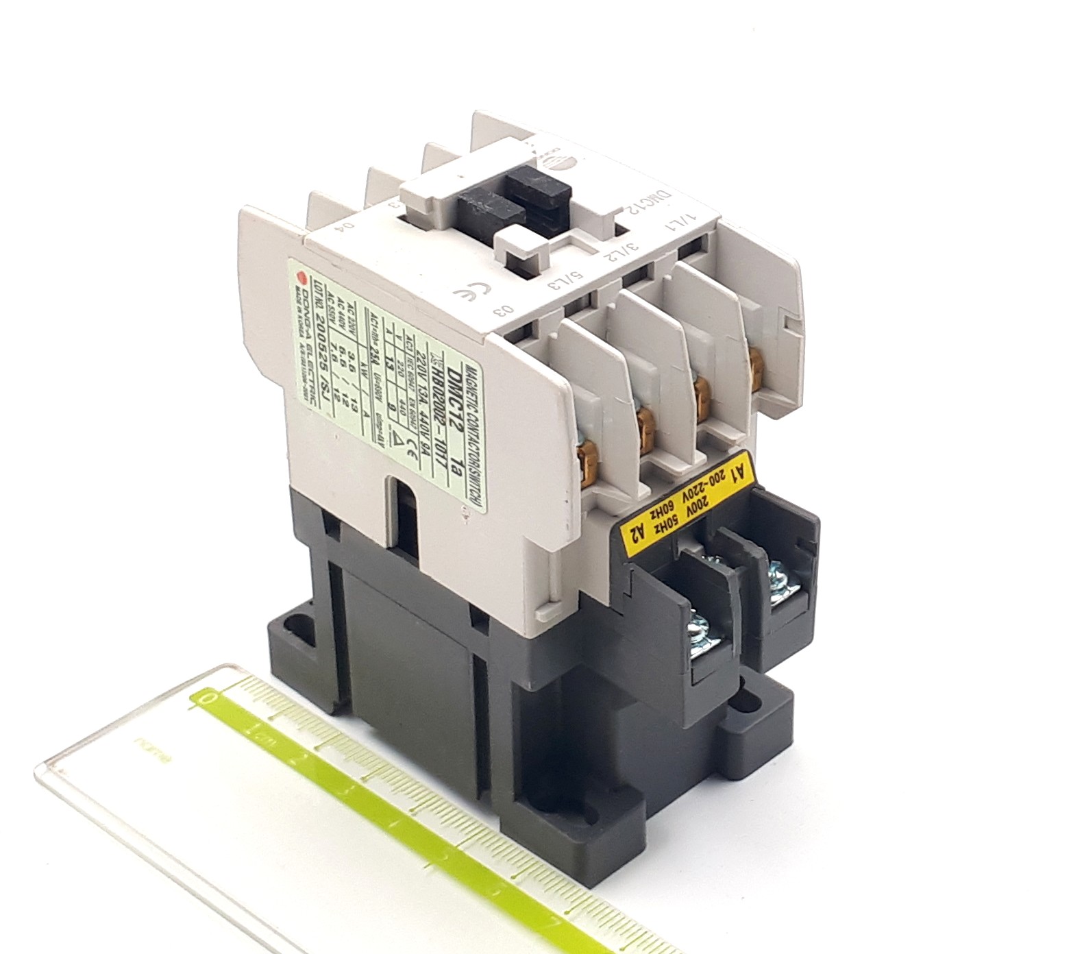 DMC12 12A 200-220VAC 5,5kW 380-440V 3P 1NO Dong-A контактор