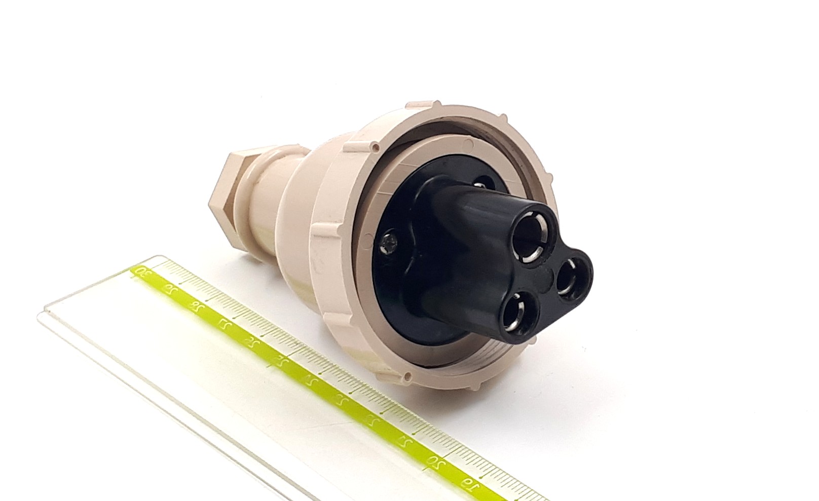 T-1MA 2P+E 20A 250V IP56 вилка судовая