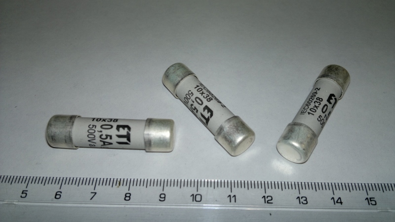CH10(R015) 0,5A 500V 10х38mm ETI предохранитель