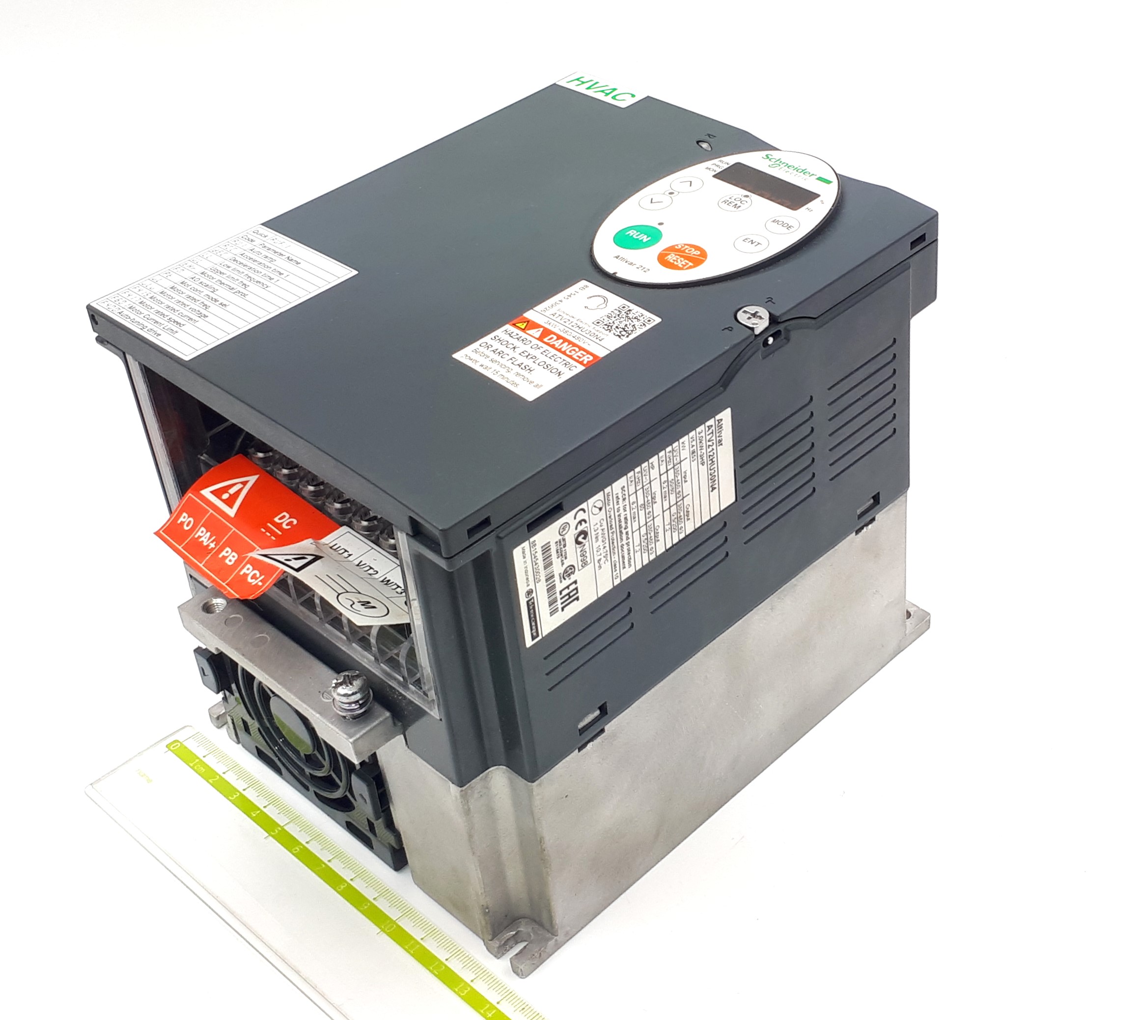 SE-ATV212HU30N4  3,0kW 380-480VAC 3P Schneider Electric преобразователь частоты