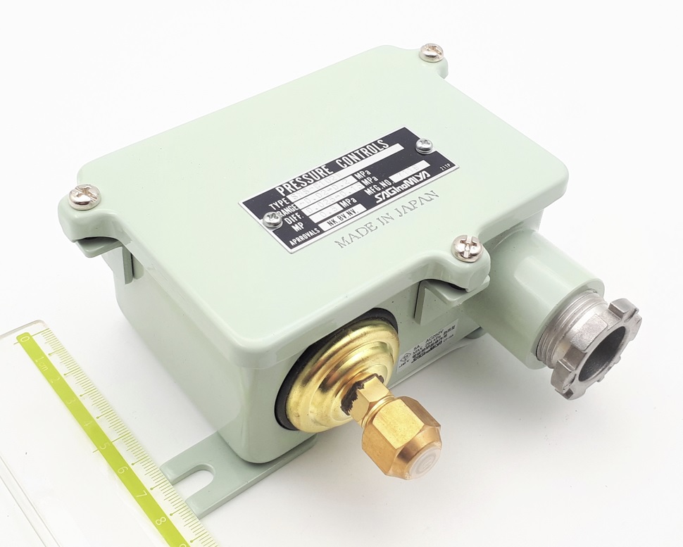 SNS-C130W 5-30kgf/cm2 датчик реле давления