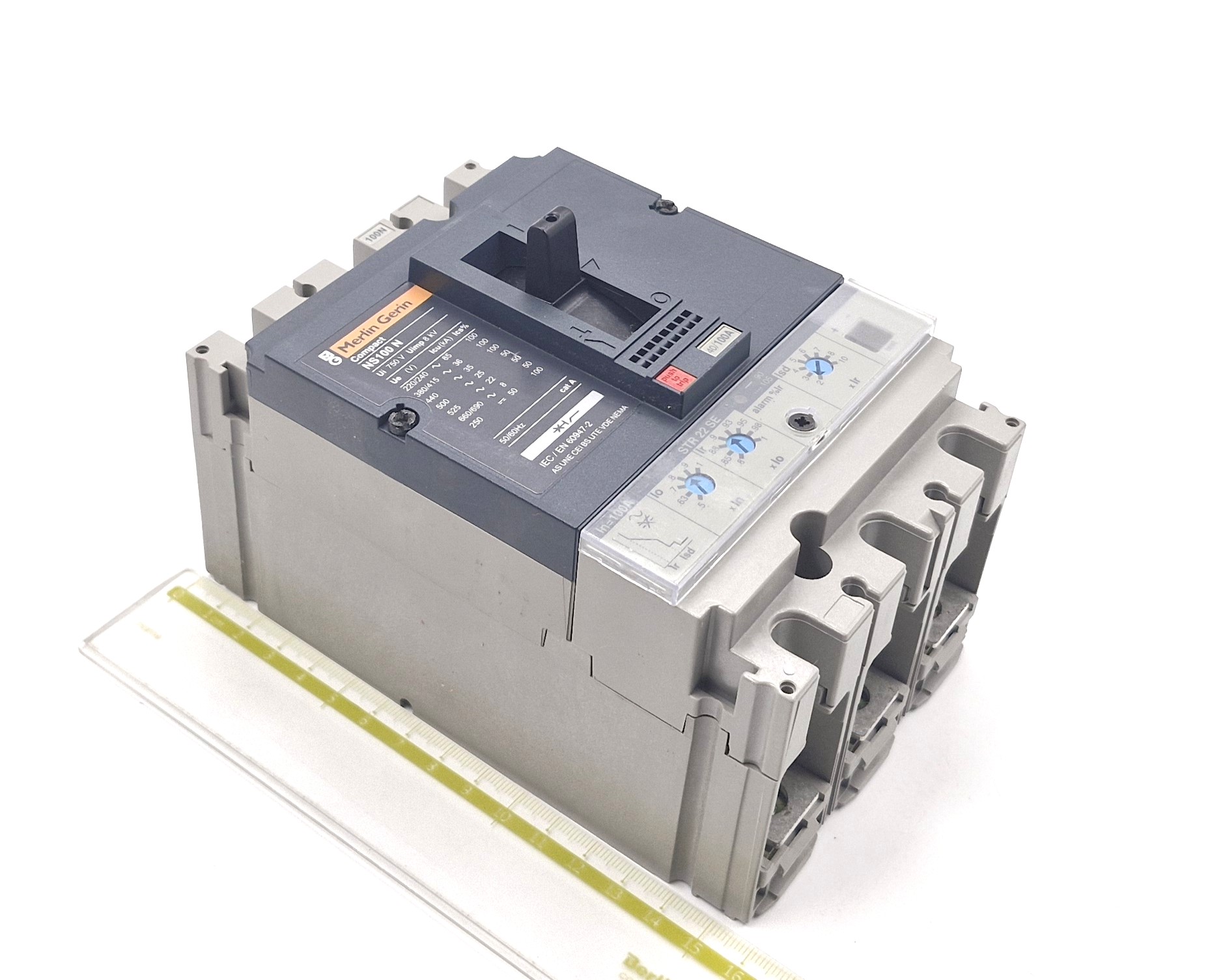 NS100N 80/100 A 3P 750V 50/60Hz Compact Merlin Gerin выключатель автоматический