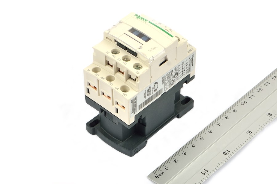 CAD32P7 10A 230VAC 6kV 690V 3NO+2NC Schneider Electric контактор