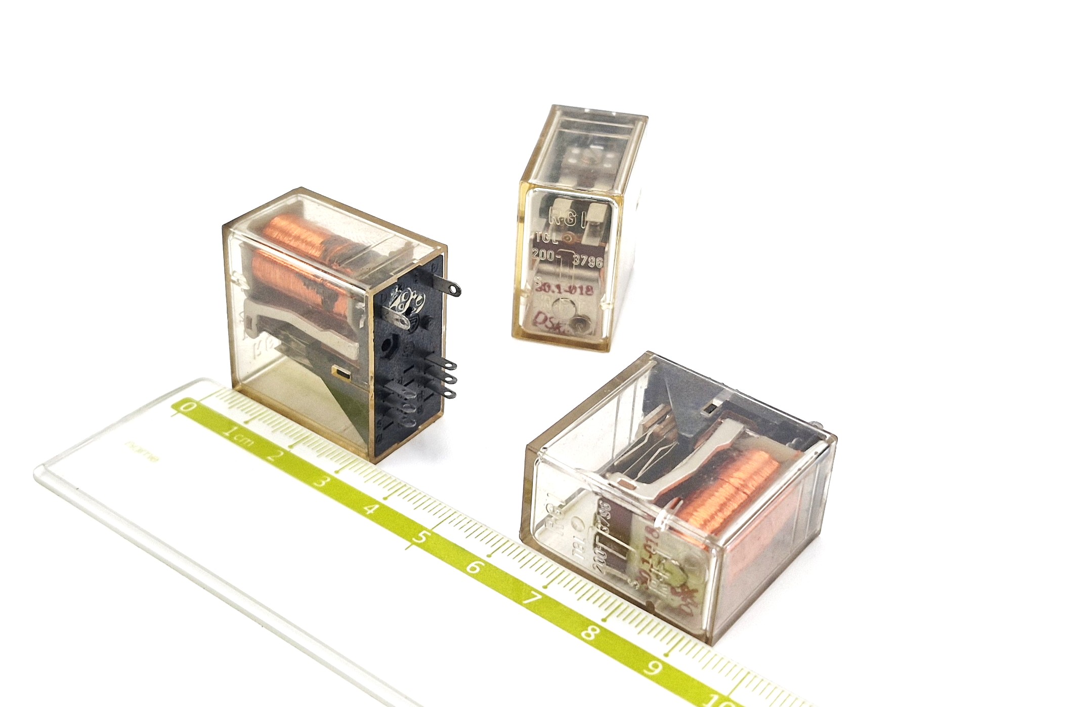 RGI 30.1-018 TGL200/3796 18VDC 2NO+2NC DSRK реле промежуточное