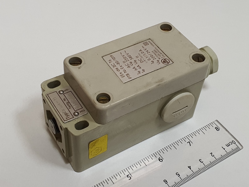 EX164-11 4A 380V EExdeIICT6 (кнопка нажимная) выключатель концевой
