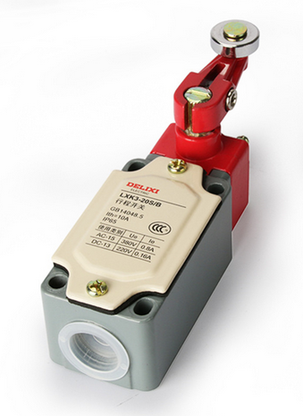 LXK3-20S/B 10A 220V IP67 (рычаг с роликом) выключатель концевой