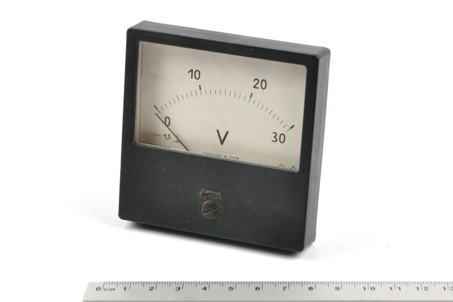 М42300 0-30V вольтметр