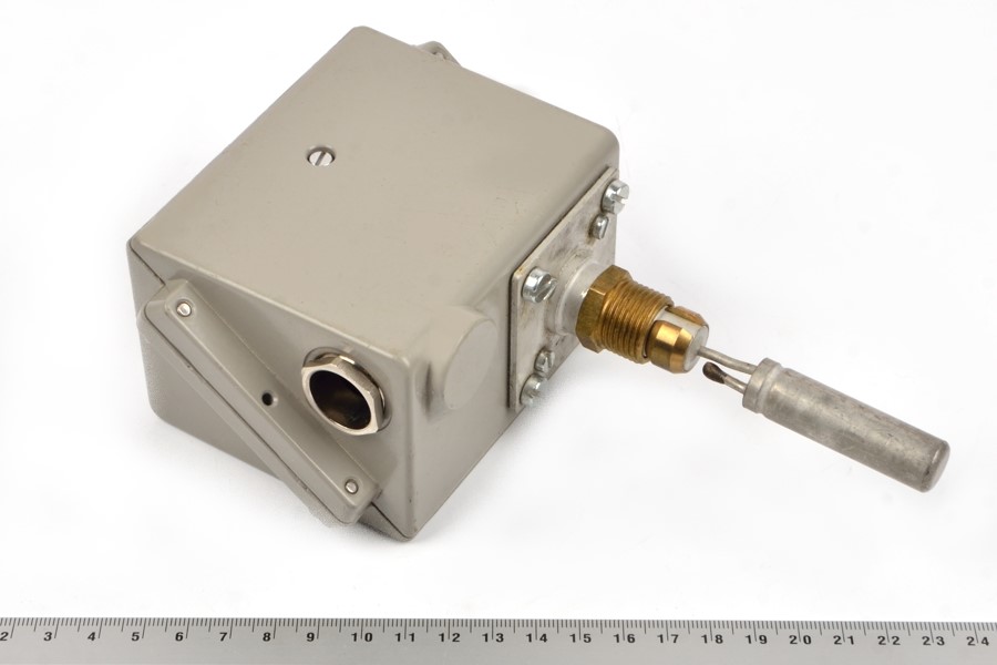 KPS77 060L311866 20-60°С diff.4-16°С M18x1,5R Danfoss датчик реле температуры