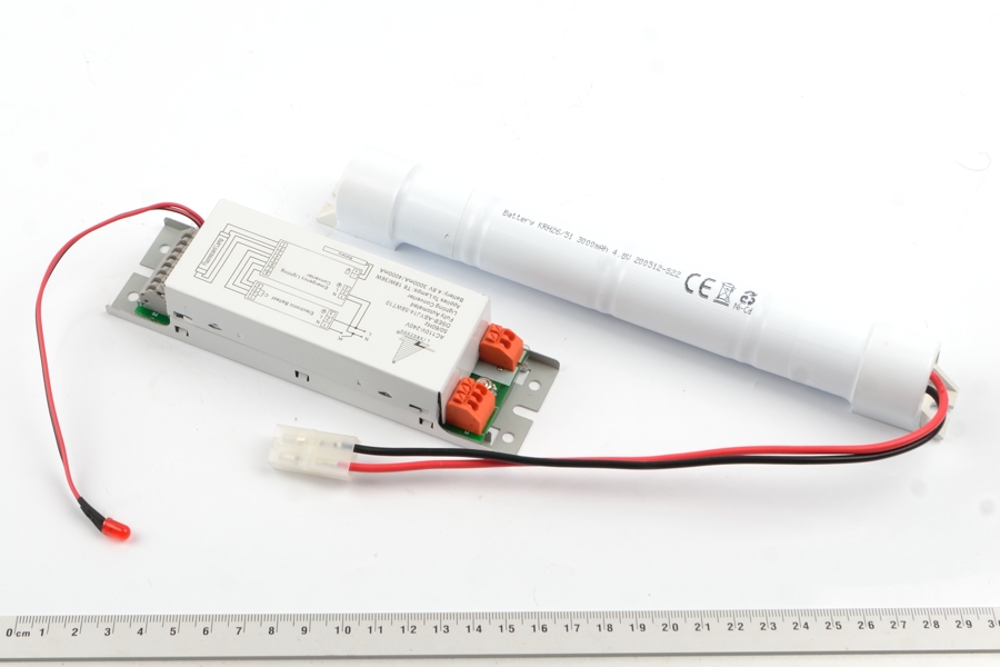 KRH 26-51 4,8V 3000mAh Ni-Cd аккумулятор/в к-кте c конвертером (дросселем) DSEB-ABYJ14-58WT10