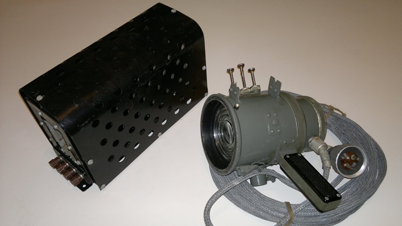 МСНП-125-2 прожектор судовой светосигнальный под лампу накаливания