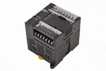 01_CP1L-L20DR-A  фото