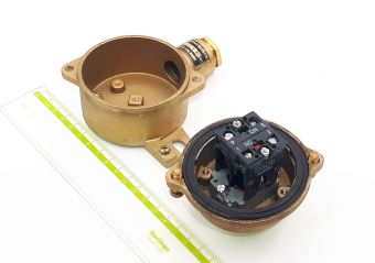 SB-S 10A 220V 1NO+1NC IP56 Стоп АМЭО пост управления кнопочный водозащищенный