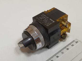 KH-3011 6A 250/360V "0-1" 1NO+1NC Koino переключатель щитовой