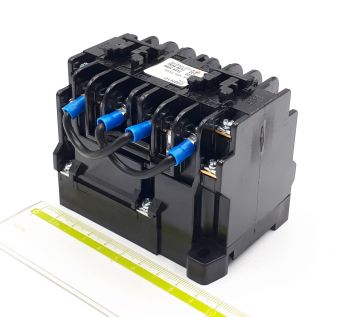 DMH10 10A 220VAC 4kW 380-440V 2х3P 2NО+2NC Dong-A контактор реверсивный