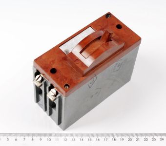 АК50Б-2МГ ОМ3 8A 12Iн 2P DC выключатель автоматический 