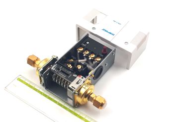 ONS-C106XQ5 0,05-0,35MPa 90sec G1/4R Saginomiya реле давления дифференциальное