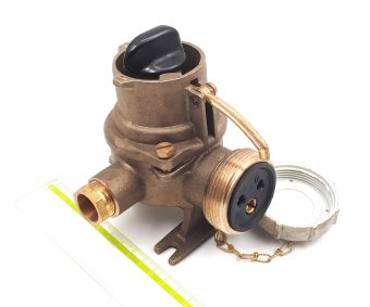 1144/V 2P+E 16A 250V IP56 Wiska розетка судовая с выключателем и замком