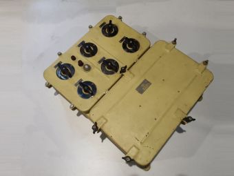 645-52-1995-12 3~220V щит управления